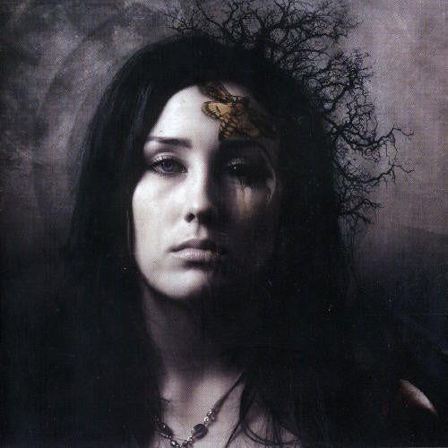 SaraLee - Darkness Between