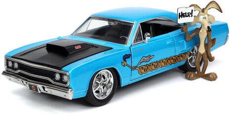 Looney Tunes - 1:24 1970 Plymouth Road Runner Die-Cast Car & Wile E Coyote Figure