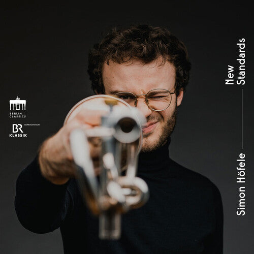 Hofele Brauss - New Standards