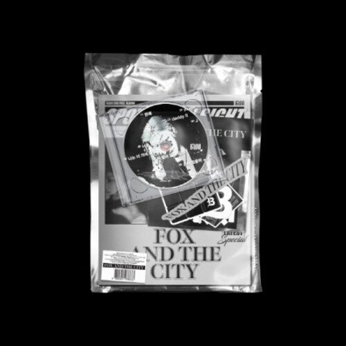 Bloo - Fox And The City - incl. 48pg Photobook, Sticker Pack, 3 Postcards, Photo Booth + Poster