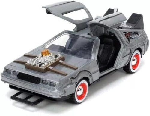 Back to the Future Part III - 1:32 Time Machine Die-Cast Car