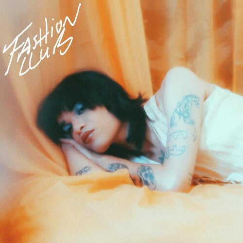 Fashion Club - A Love You Cannot Shake - Red