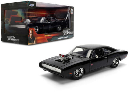 Fast & Furious 7 - 1:24 Dom's Dodge Charger Die-Cast Car