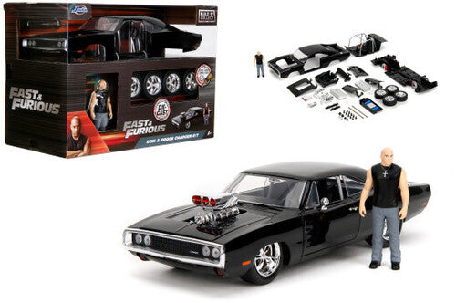 Fast & Furious 1 - Build n' Collect - 1:24 Dodge Charger R/T & Dom Figure