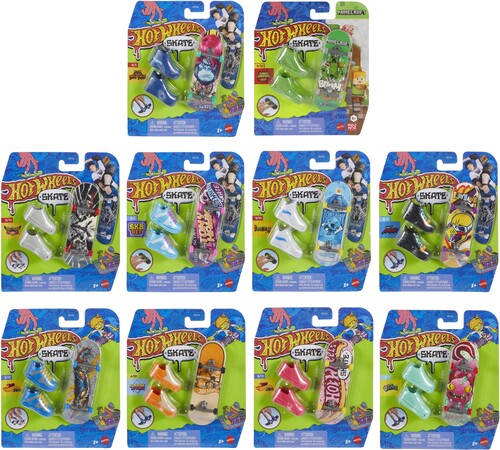 Hot Wheels Skate Board & Shoe 16-Piece D Assortment