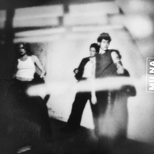 Muna - Dancing on the Wall - Red