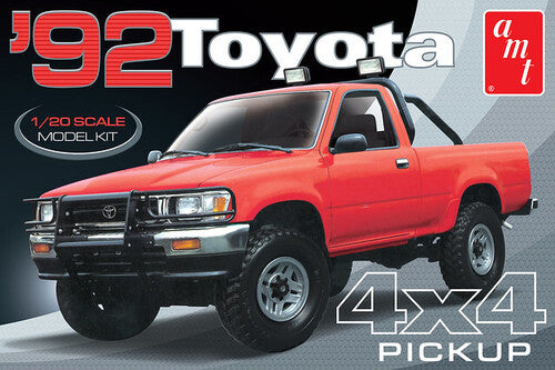 AMT 1992 Toyota 4x4 Pickup 1/25 Scale Model Kit