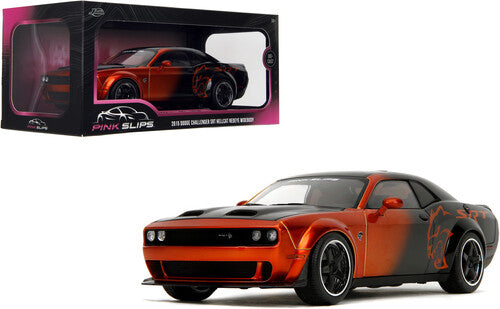 Pink Slips - 1:18 2015 Dodge Challenger SRT Hellcat Redeye Widebody Diecast Car (Candy Orange/Black)