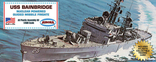 USS Bainbridge (CGN-25) Nuclear Powered Guided Missile Frigate with Trading Card 1:600 Scale Model Kit