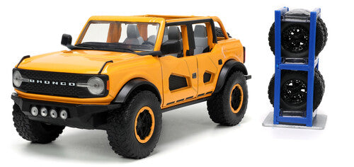 Just Trucks - 1:24 2021 Ford Bronco Die-Cast Truck with Rack (Orange)