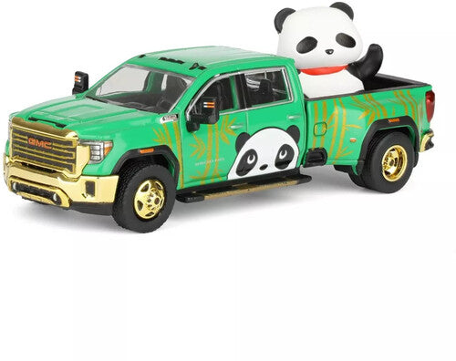 1:64 Sierra 3500HD Dually Denali2025 Bejing Hobby Expo Trade Show Exclusive Die-Cast Car (Green)