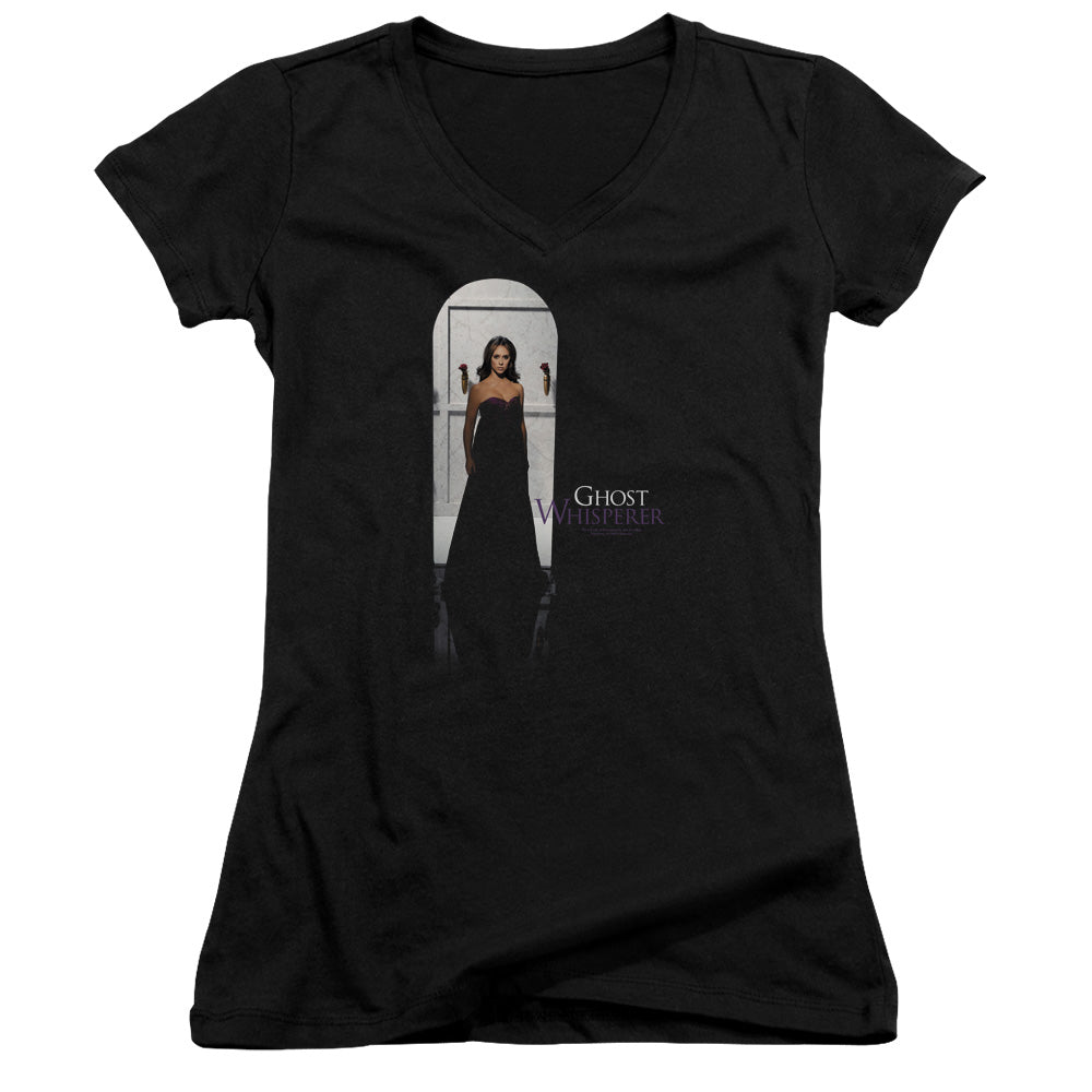 Ghost Whisperer - Doorway - Junior V-neck - Black