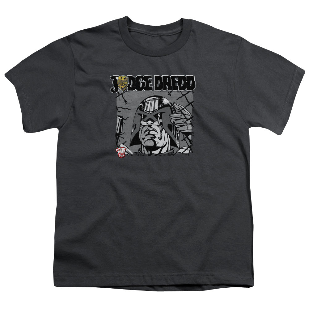 Judge Dredd - Fenced - Short Sleeve Youth 18/1 - Charcoal T-shirt