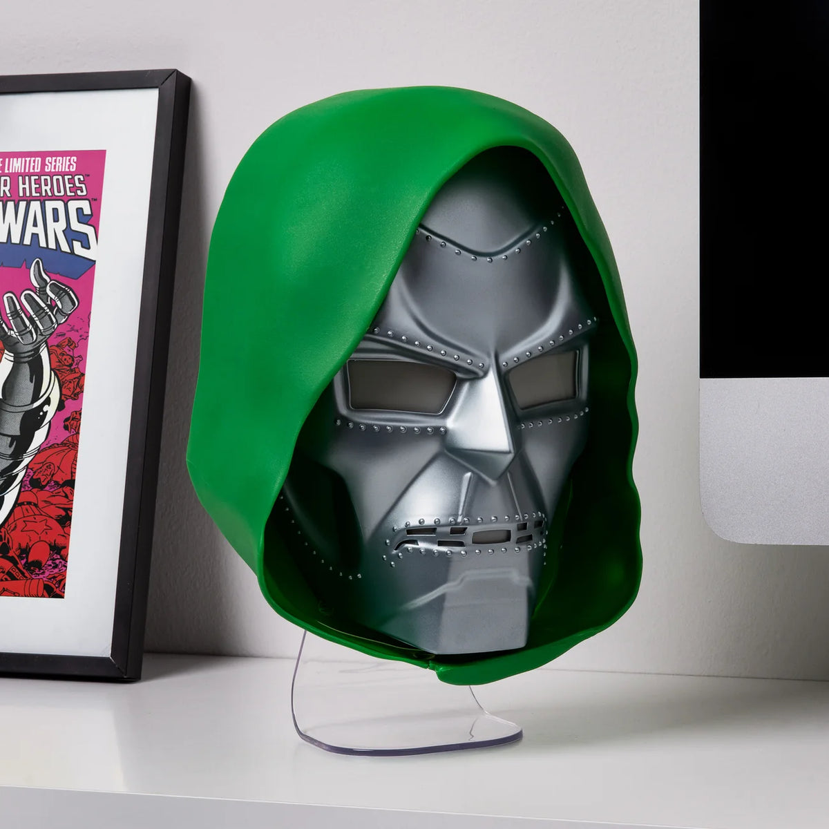 Dr. Doom Mask Light