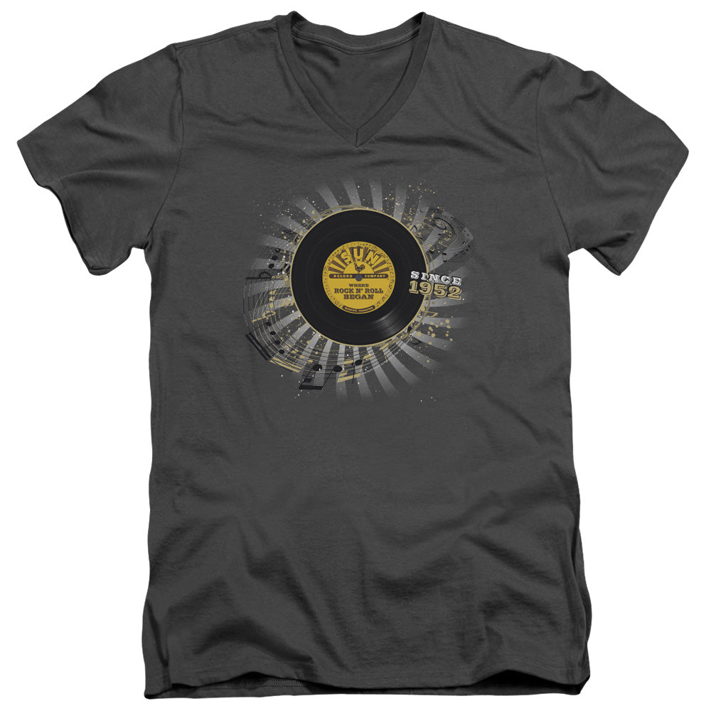 Sun - Established - Short Sleeve Adult V-neck 30/1 - Charcoal T-shirt