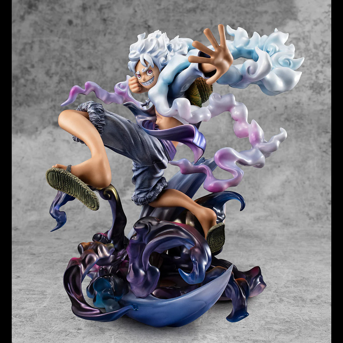One Piece Luffy Gear 5 Max Figure