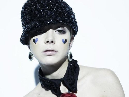 Anna Tsuchiya - Nudy