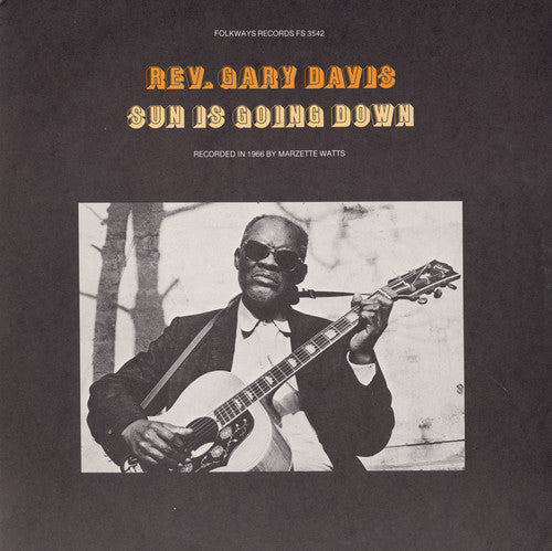Rev. Gary Davis - Sun Is Going Down