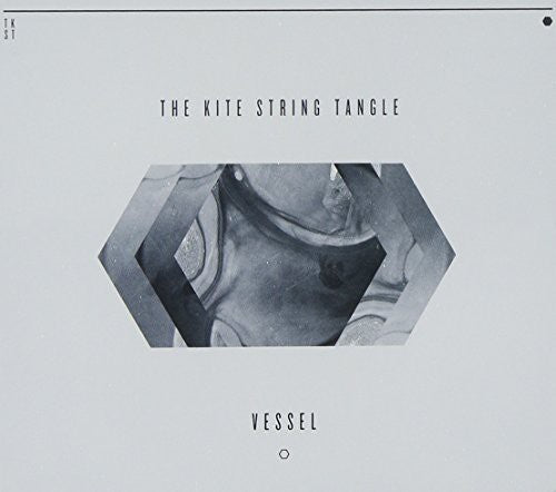 Kite String Tangle - Vessel