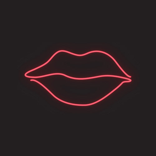 Fly Moon Royalty - Delicious Trouble