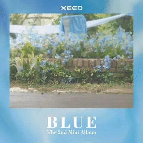 Xeed - Blue - incl. Photobook, 2 Photocards, Postcard + Polaroid