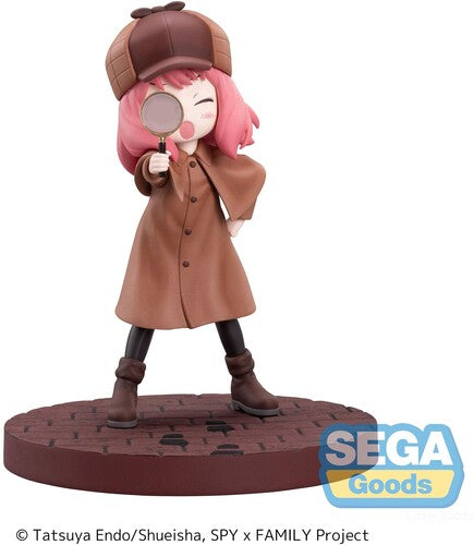 Sega - Spy x Family - Luminasta TV Anime - Anya Forger Playing Detective Statue
