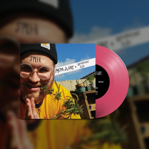 Mom Jeans. - Mom Jeans. / Graduating Life
