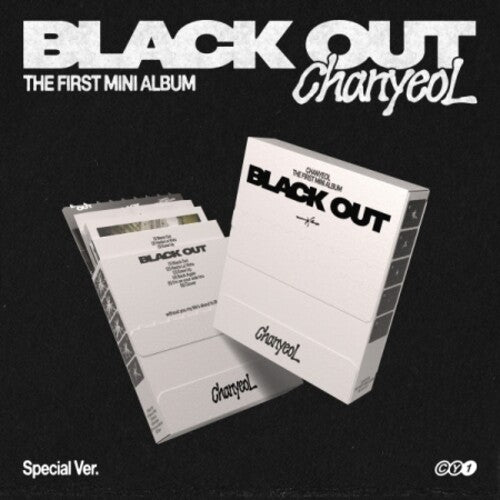 Chanyeol - Black Out - Special Version - incl. Accordion Lyric Card, 8pc Polaroid Set, Temperature Card + Photocard