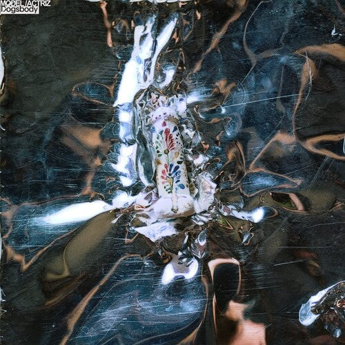 Model/ Actriz - Dogsbody