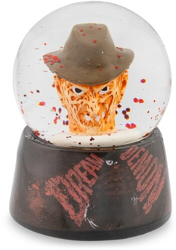 A Nightmare on Elm Street - 2 Snow Globe - Freddy Krueger