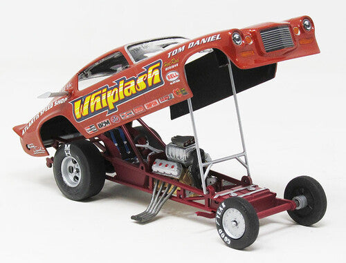 Tom Daniel - 1:32 Scale Model Kit - Whiplash Classic Funny Car