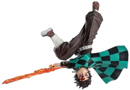 Sega- Demon Slayer - Luminasta - Tanjiro Kamado Hinokami Kagura: Setting Sun Transformation Statue