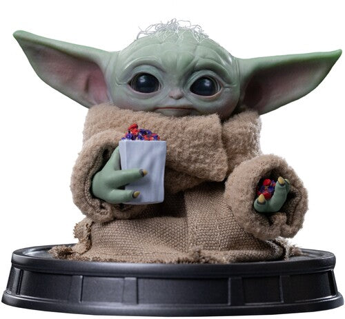 The Mandolorian and Grogu - 1/4 Scale Statue - Grogu Popcorn Time