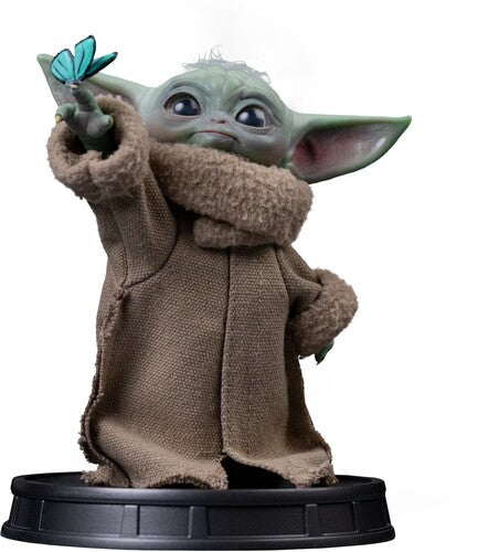 The Mandalorian and Grogu - 1/4 Scale Statue - Grogu Butterfly Wonder