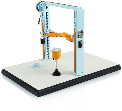 1:43 Gulf Two Post Lift Die-Cast Replica