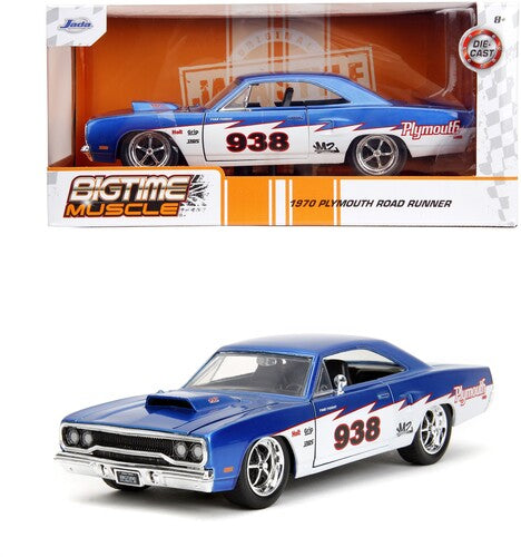 Big Time Muscle - 1:24 1972 Playmouth GTX Die-Cast Car