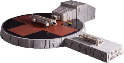 Space 1999 Eagle Landing Pad Plus 5in Eagle (Clcb)