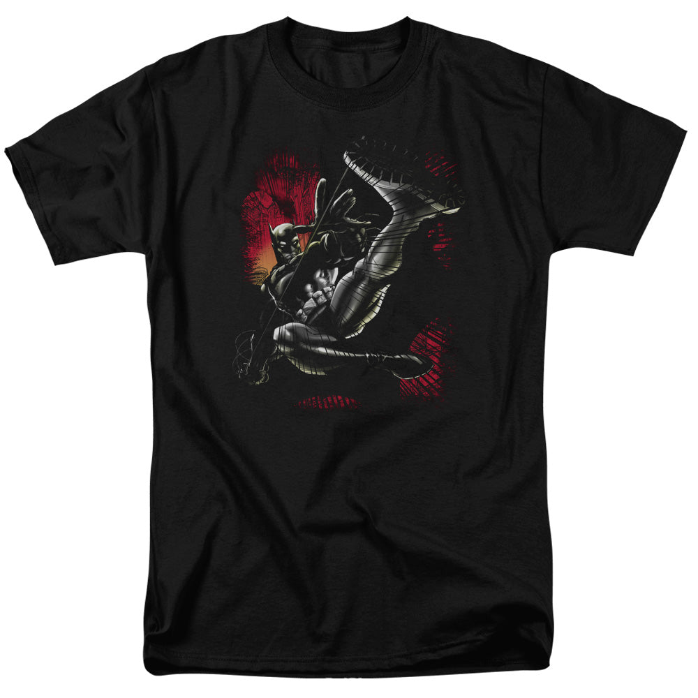 Batman - Kick Swing - Short Sleeve Adult 18/1 - Black T-shirt