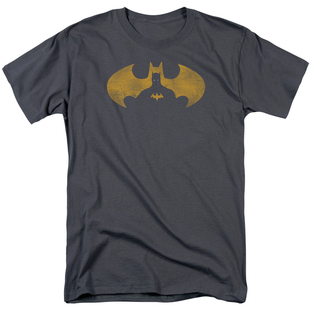 Batman - Bat Symbol Knockout - Short Sleeve Adult 18/1 - Charcoal T-shirt