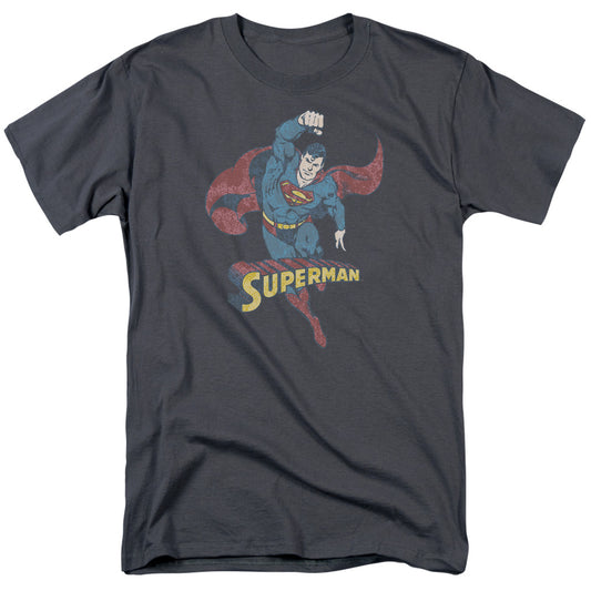 Dco - Desaturated Superman - Short Sleeve Adult 18/1 - Charcoal T-shirt