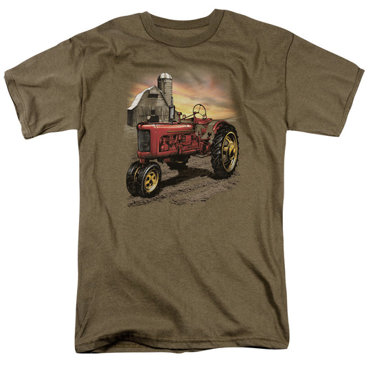Tractor In Front Of Barn - Short Sleeve Adult 18 - 1 - Safari Green T-shirt