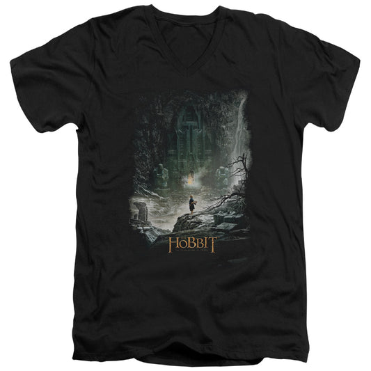 Hobbit - At Smaugs Door - Short Sleeve Adult V-neck 30/1 - Black T-shirt