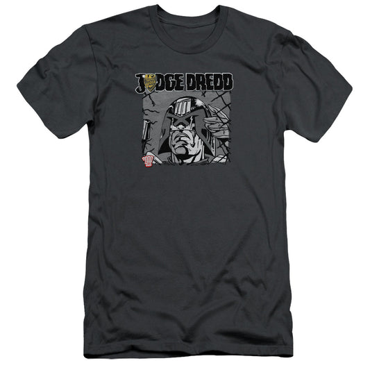 Judge Dredd - Fenced - Short Sleeve Adult 30/1 - Charcoal T-shirt