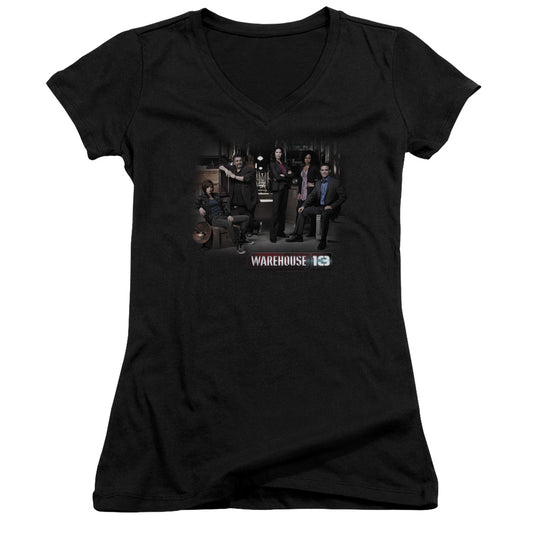 Warehouse 13 - Warehouse Cast - Junior V-neck - Black