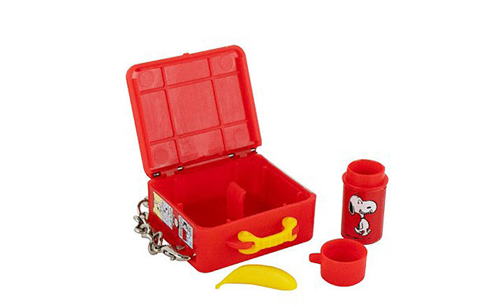 World's Smallest Peanuts Lunch Box Keychain