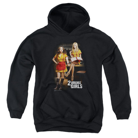 2 Broke Girls - Max & Caroline - Youth Pull-over Hoodie - Black